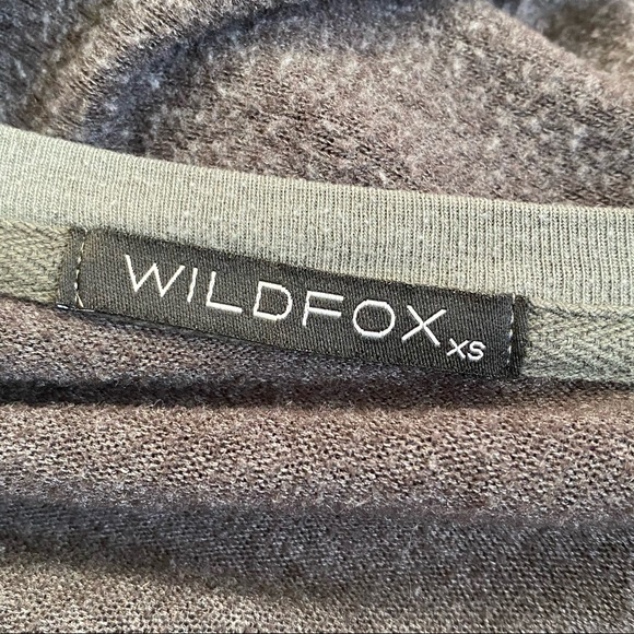 Wildfox cocktail connoisseur gray white sweater - Picture 6 of 6